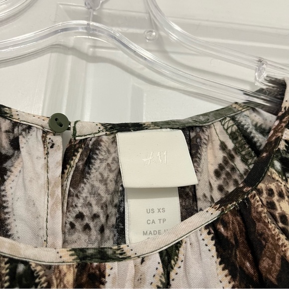 H&M NWOT Bohemian Maxi Dress - Size XS - Picture 4 of 6